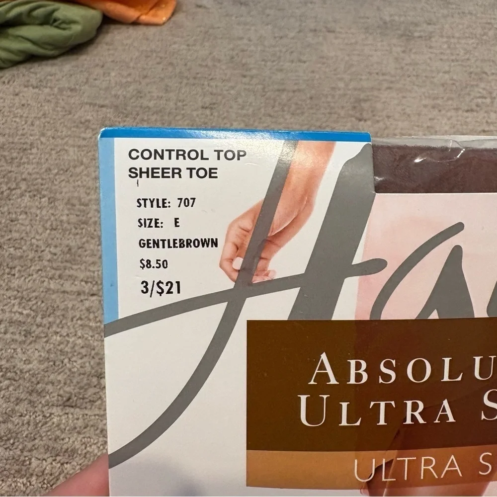 Hanes Absolutely Ultra Sheer Gentlebrown Tights - Size E